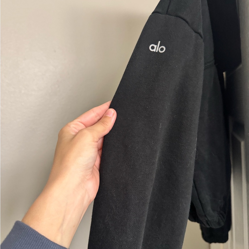 Alo Black Sweatshirt